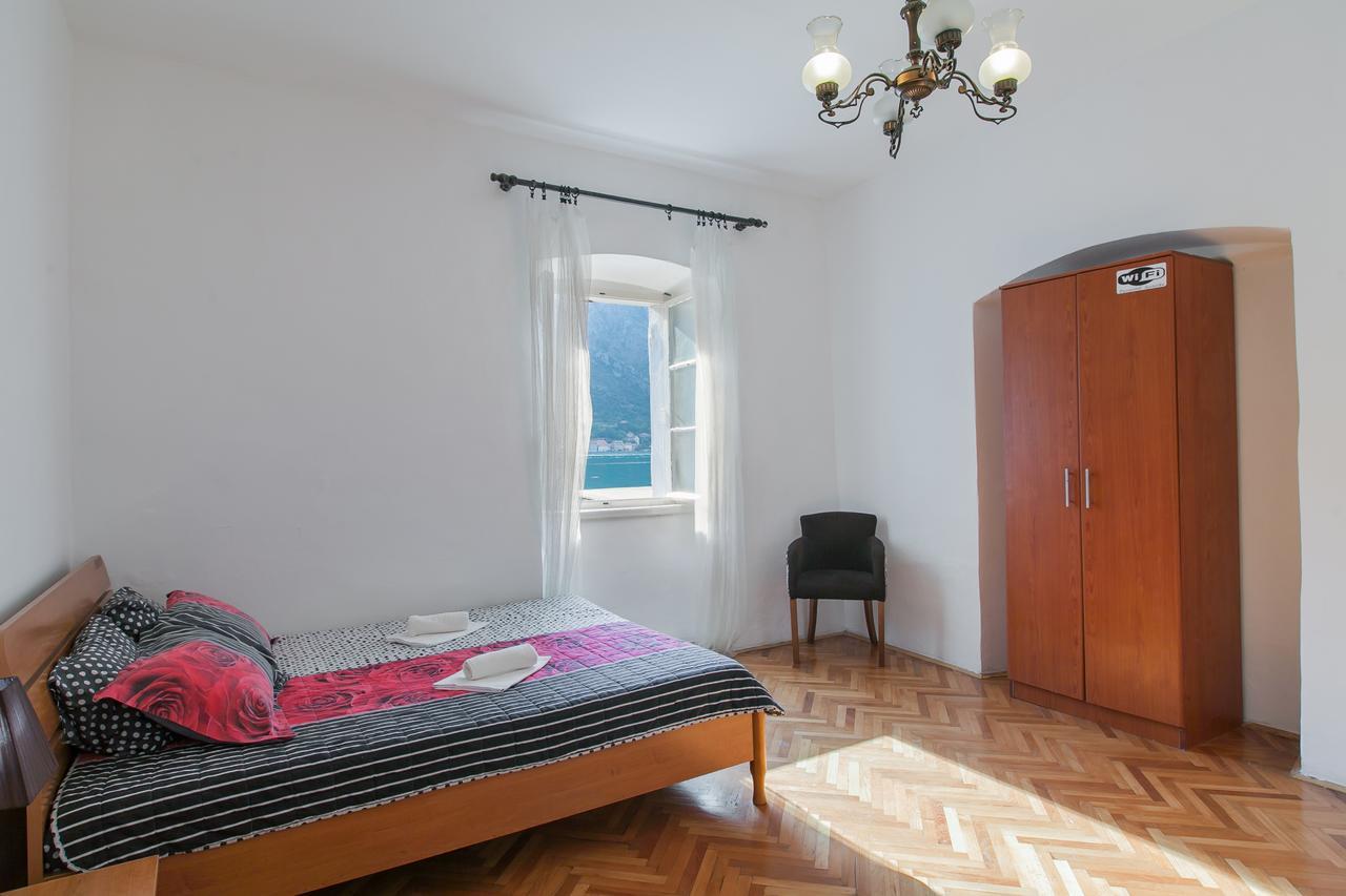 Montenegro Hostel 4U Kotor Extérieur photo