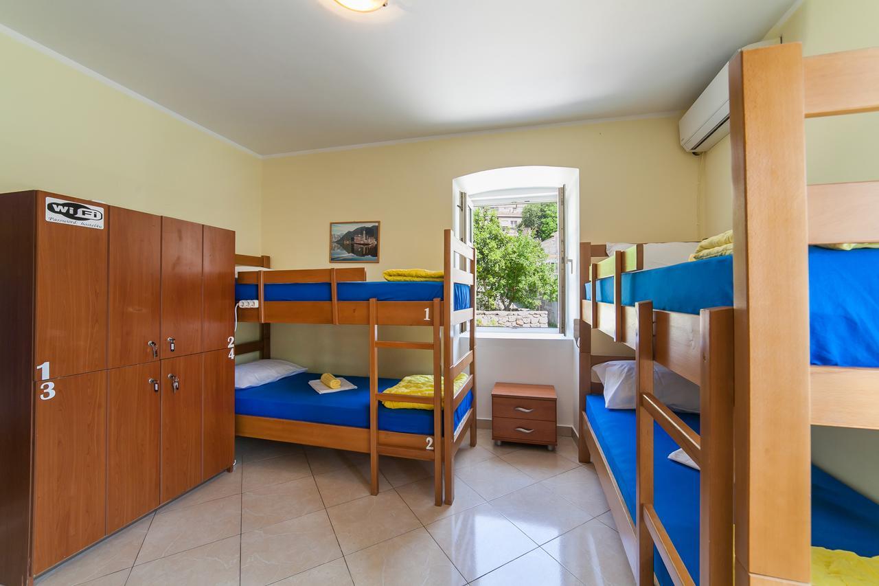 Montenegro Hostel 4U Kotor Extérieur photo